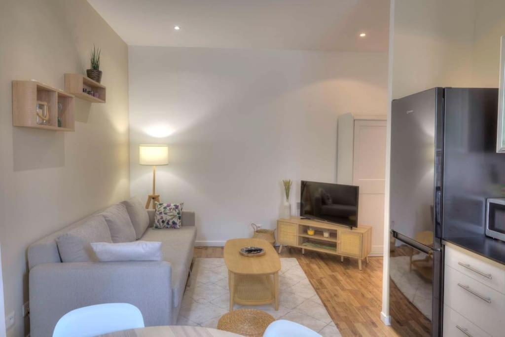 Fully Equipped Apartment St Charles / Longchamp Marseille Exterior photo