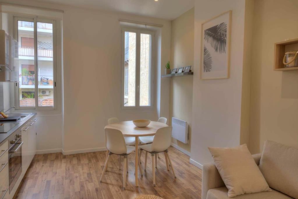 Fully Equipped Apartment St Charles / Longchamp Marseille Exterior photo